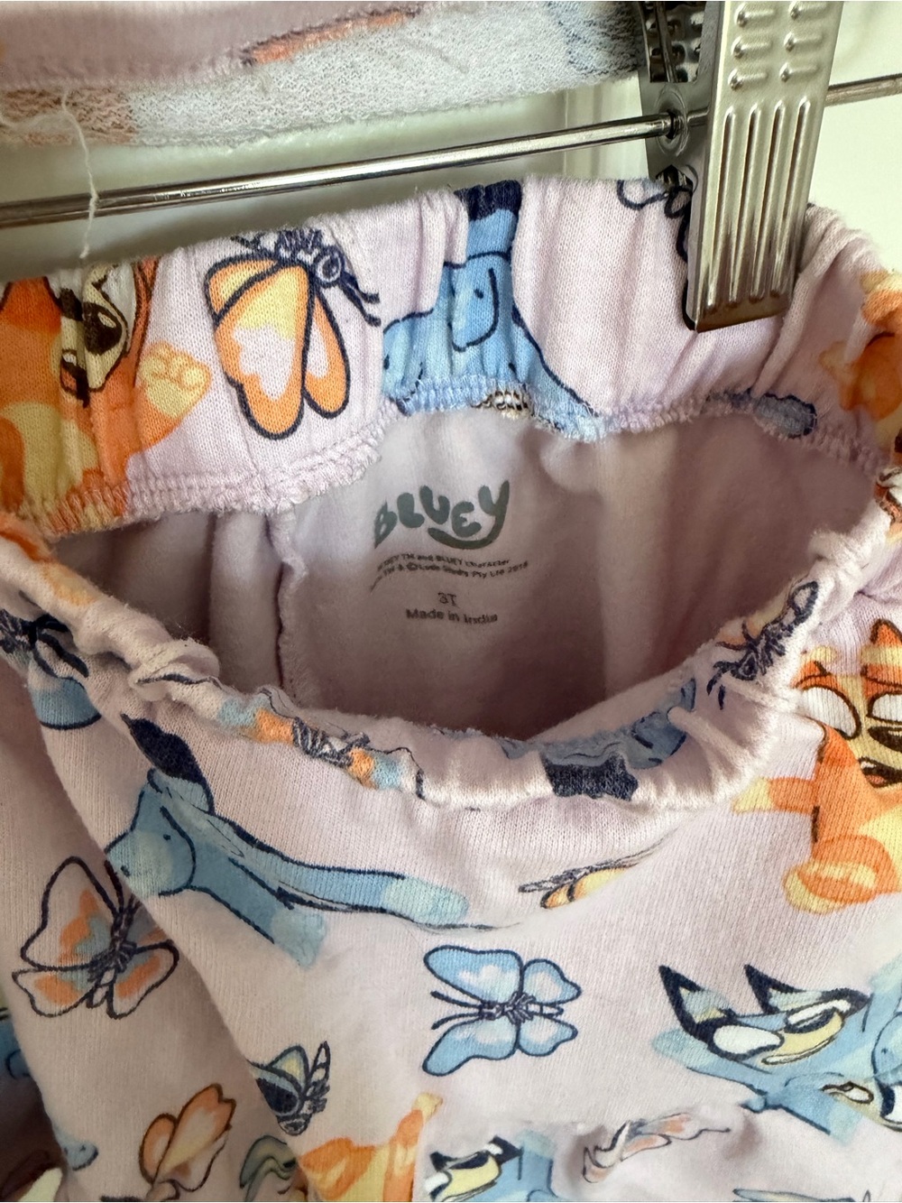 Bluey girls 2-piece outfit, 3T - Picture 4 of 7